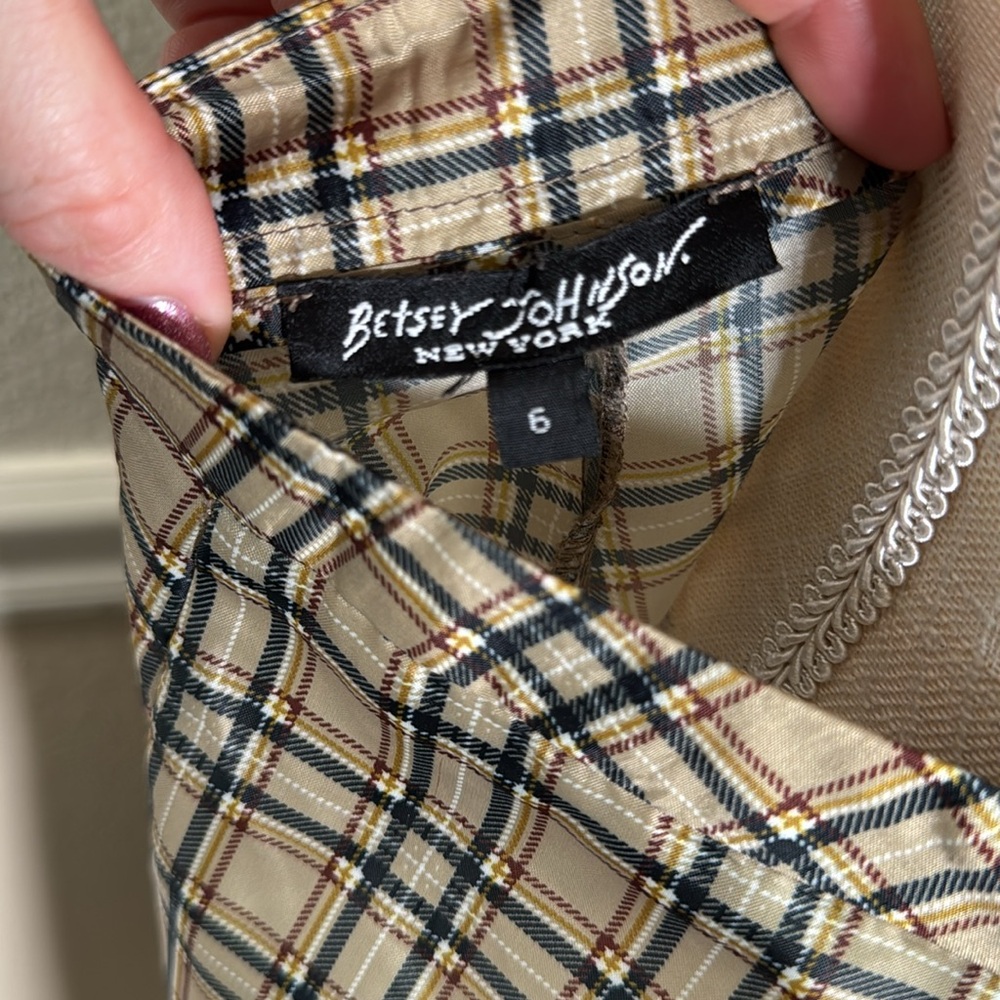 Betsey Johnson Tan and Black Plaid Midi Flare Skirt Vintage 90s - Picture 2 of 8